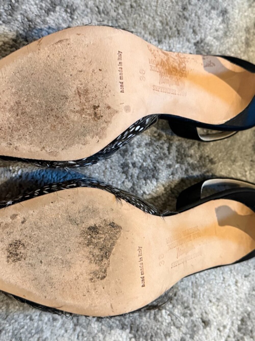 Rare Manolo Blahnik Feather Slingbacks made exclusively for Neiman Marcus 2008 - Picture 6 of 11